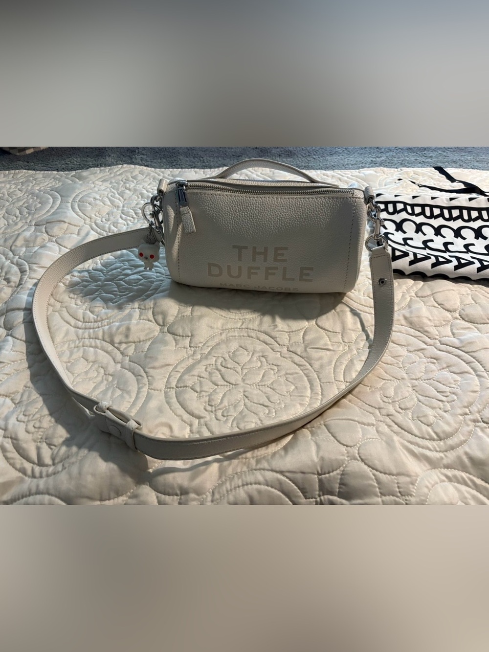 Marc Jacobs The Duffle Small Crossbody Bag in Off-White/Cream